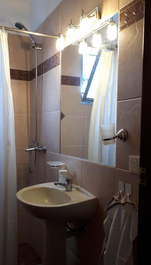 Comoda Casa Con Inmejorable Ubicacion Y Servicios Villa Fray Bentos Luaran gambar