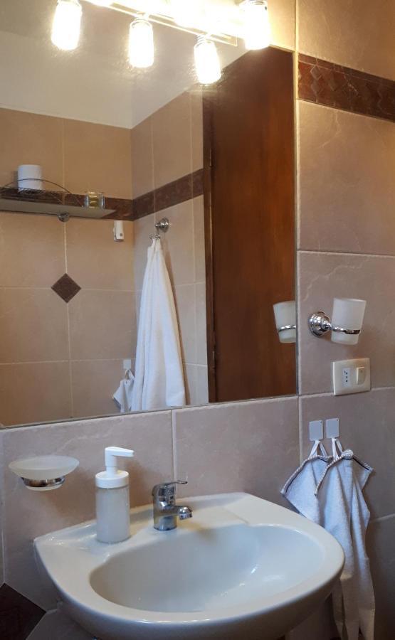 Comoda Casa Con Inmejorable Ubicacion Y Servicios Villa Fray Bentos Luaran gambar